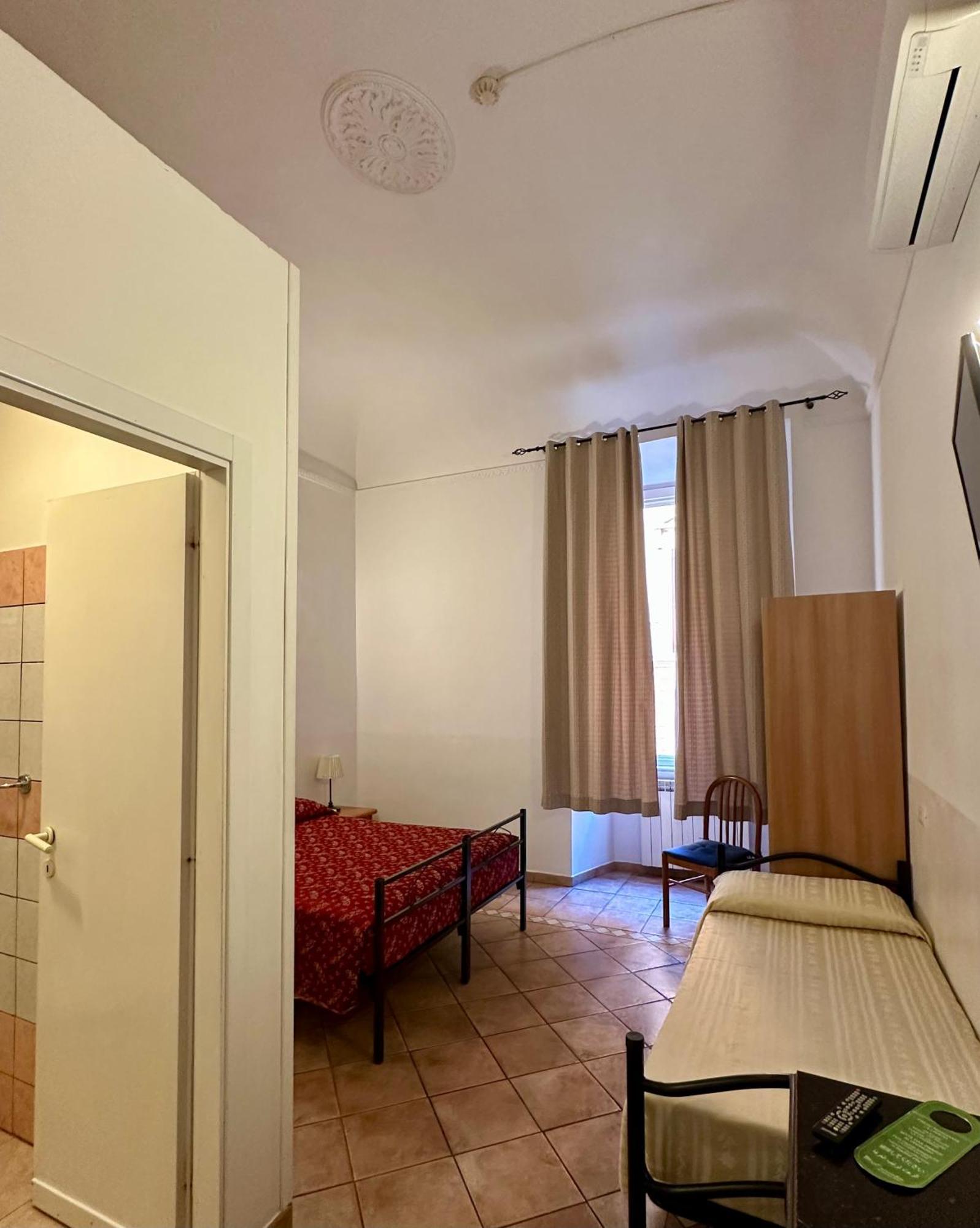 Classic Dreibettzimmer